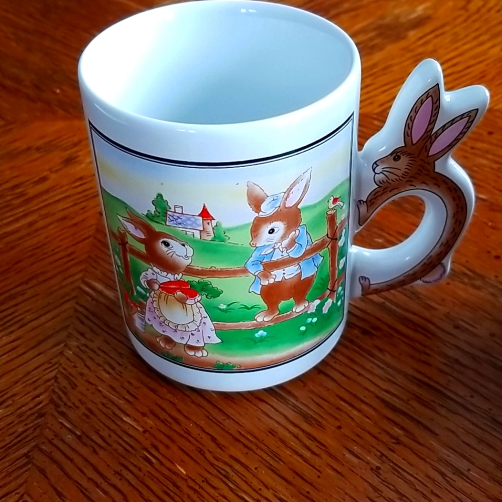 Avon Easter Mug